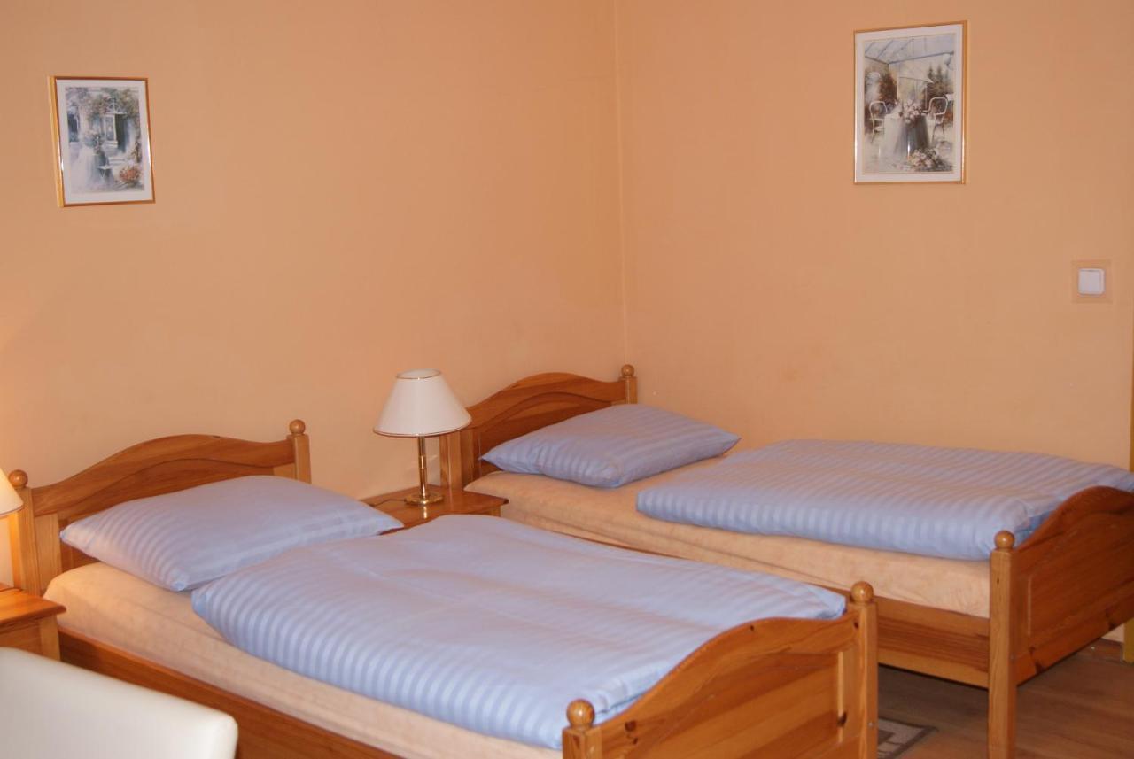 Hotel Alga Ustka Ngoại thất bức ảnh