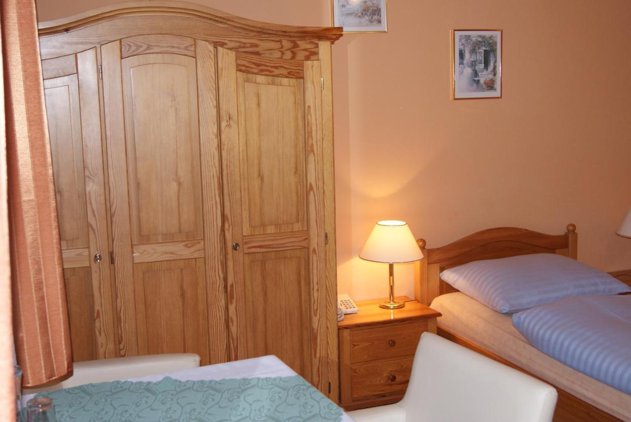 Hotel Alga Ustka Ngoại thất bức ảnh