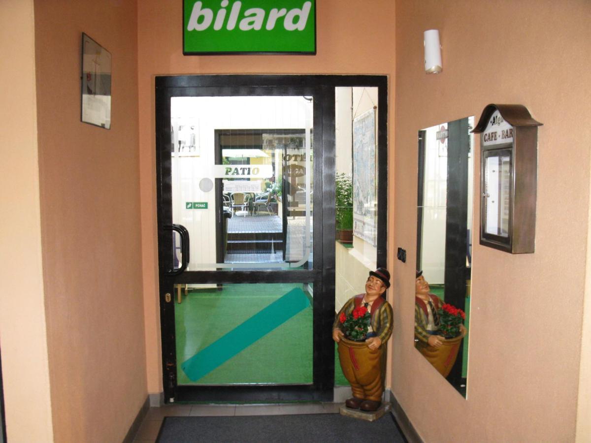 Hotel Alga Ustka Ngoại thất bức ảnh