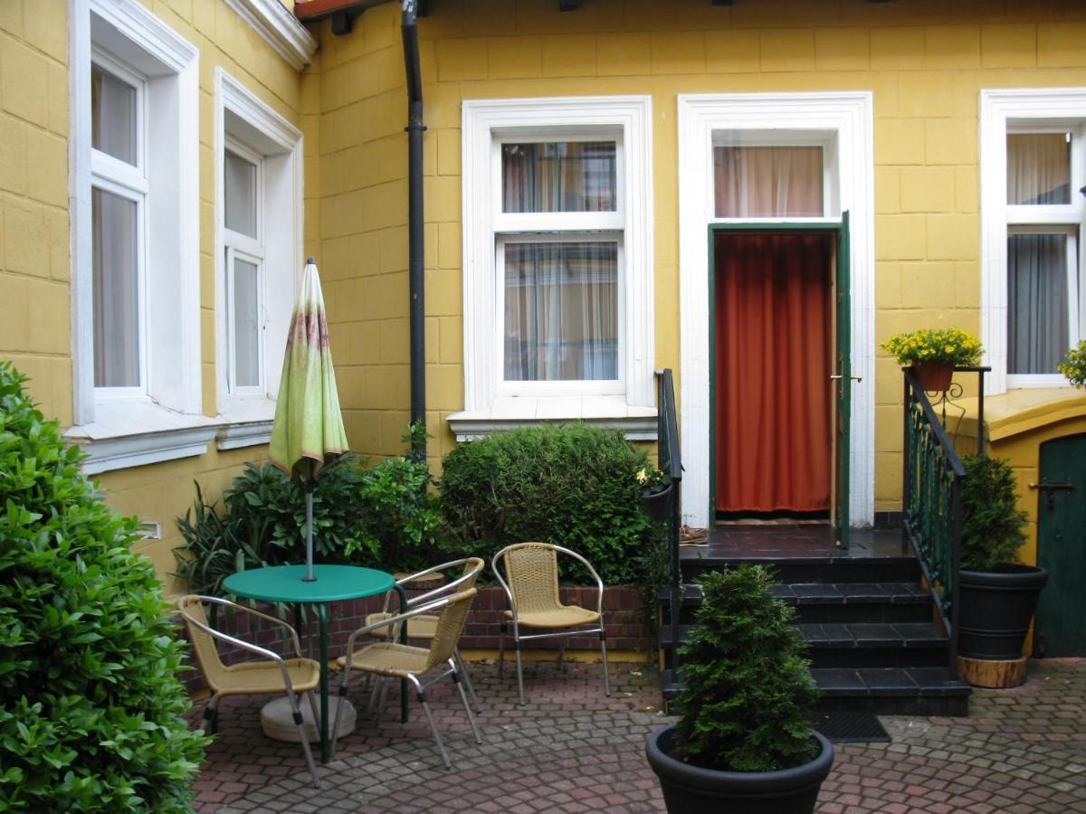 Hotel Alga Ustka Ngoại thất bức ảnh