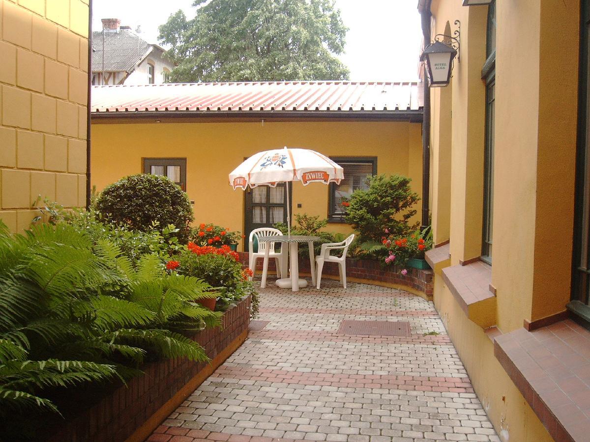 Hotel Alga Ustka Ngoại thất bức ảnh